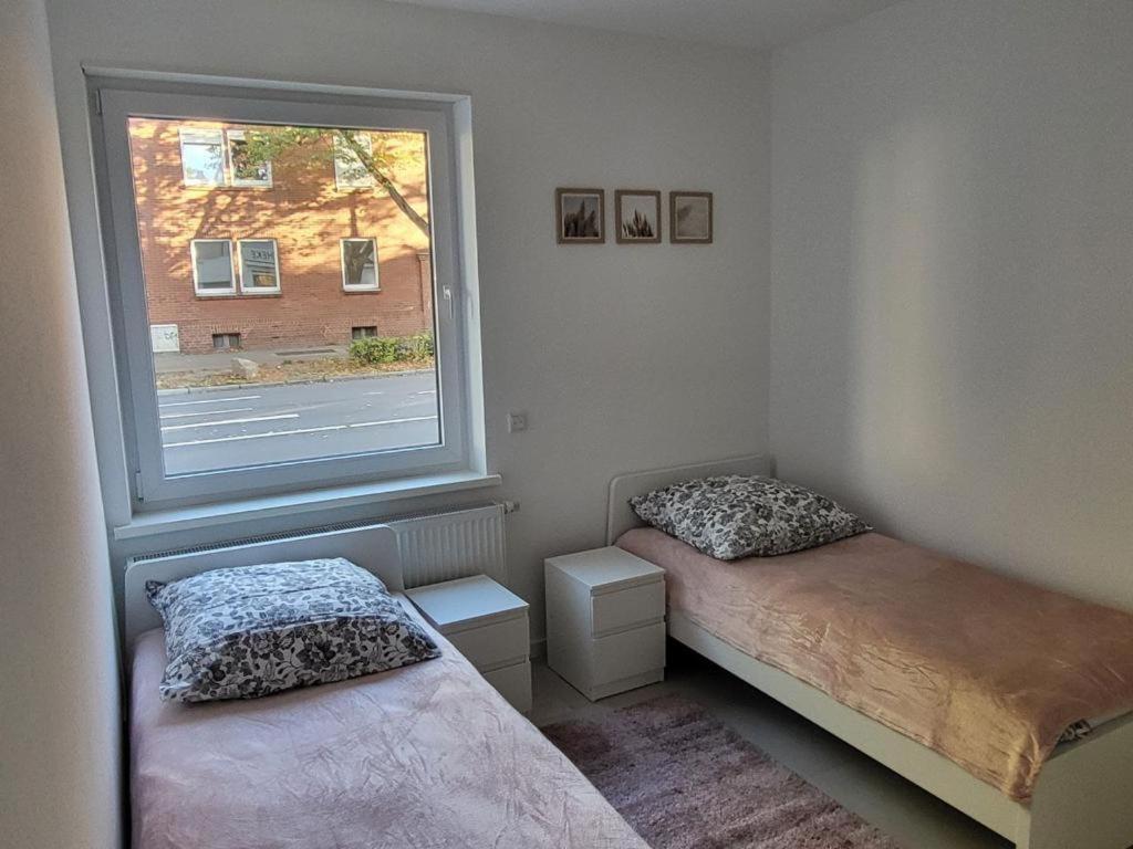 Monteurzimmer Mit Zwei Einzelnen Betten In Einer 3Zi Wohnung Mit Kuche Und Bad Osnabrück Esterno foto