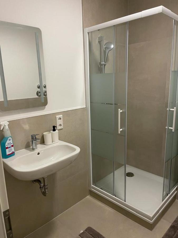 Monteurzimmer Mit Zwei Einzelnen Betten In Einer 3Zi Wohnung Mit Kuche Und Bad Osnabrück Esterno foto