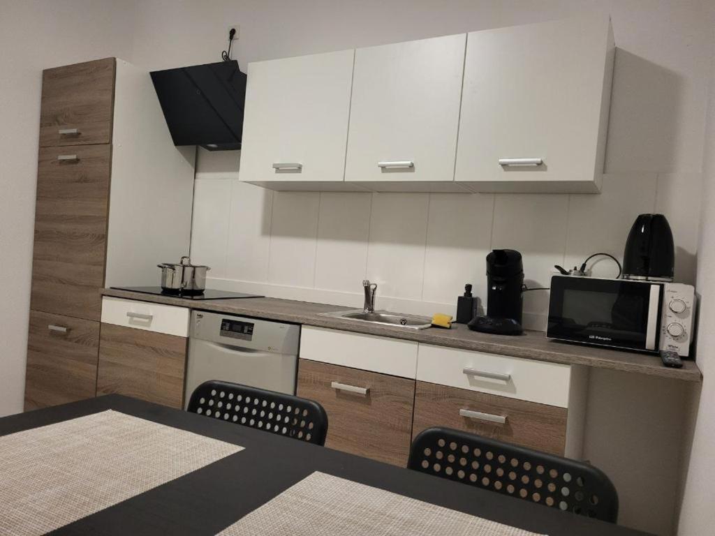 Monteurzimmer Mit Zwei Einzelnen Betten In Einer 3Zi Wohnung Mit Kuche Und Bad Osnabrück Esterno foto